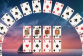   Crescent Solitaire